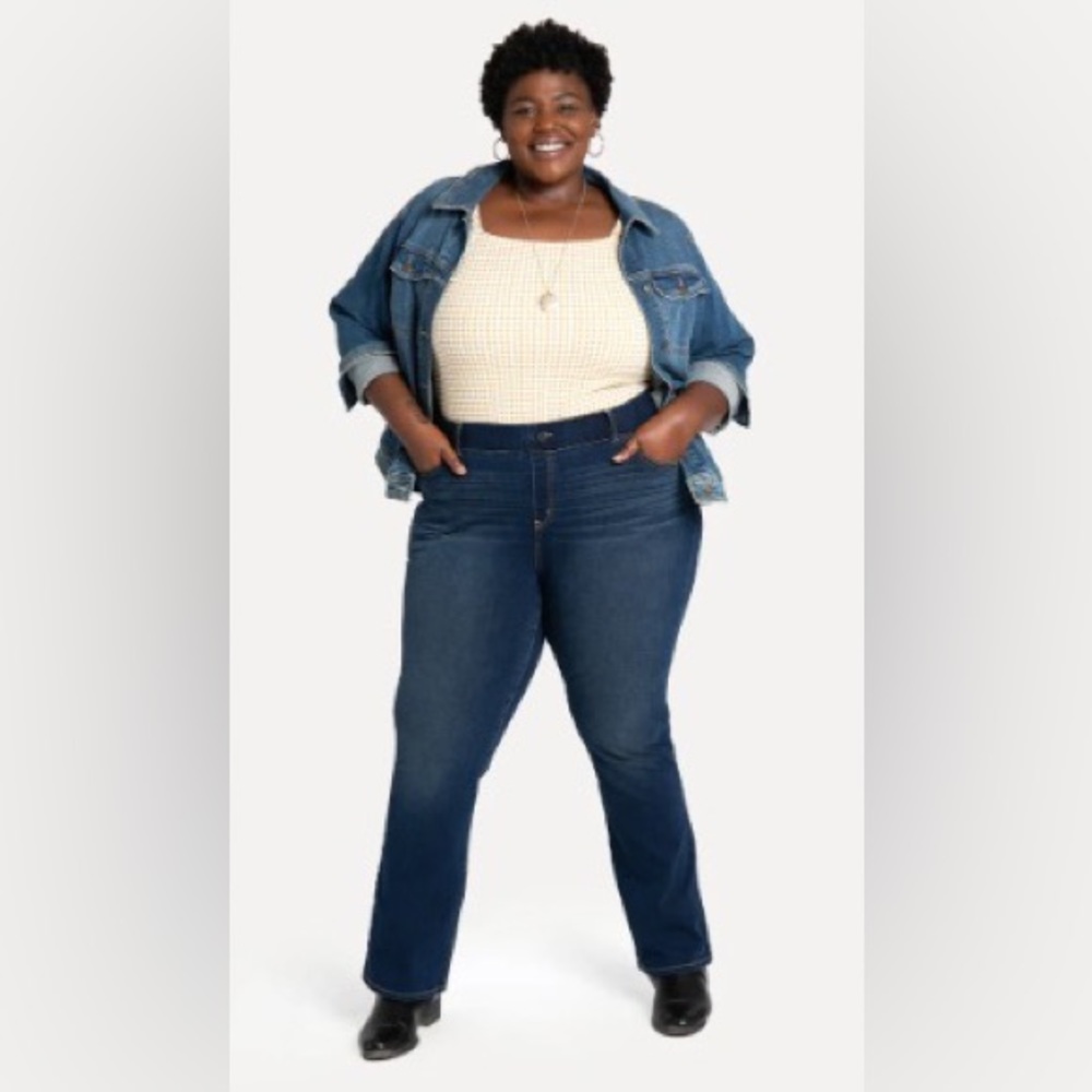 Straight Leg 4 Pocket Yoga Denim